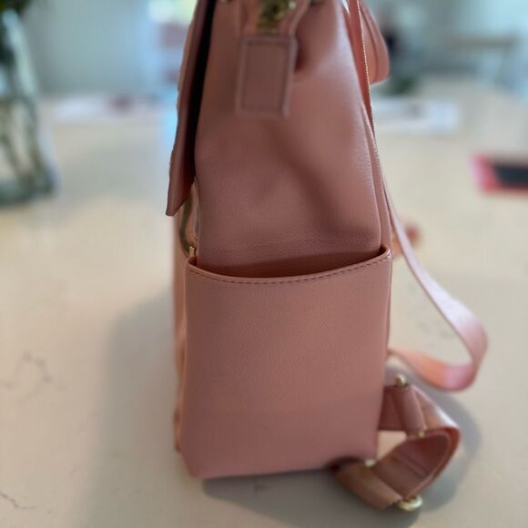 Freshly Picked Peach Diaper Bag - Picture 13 of 14